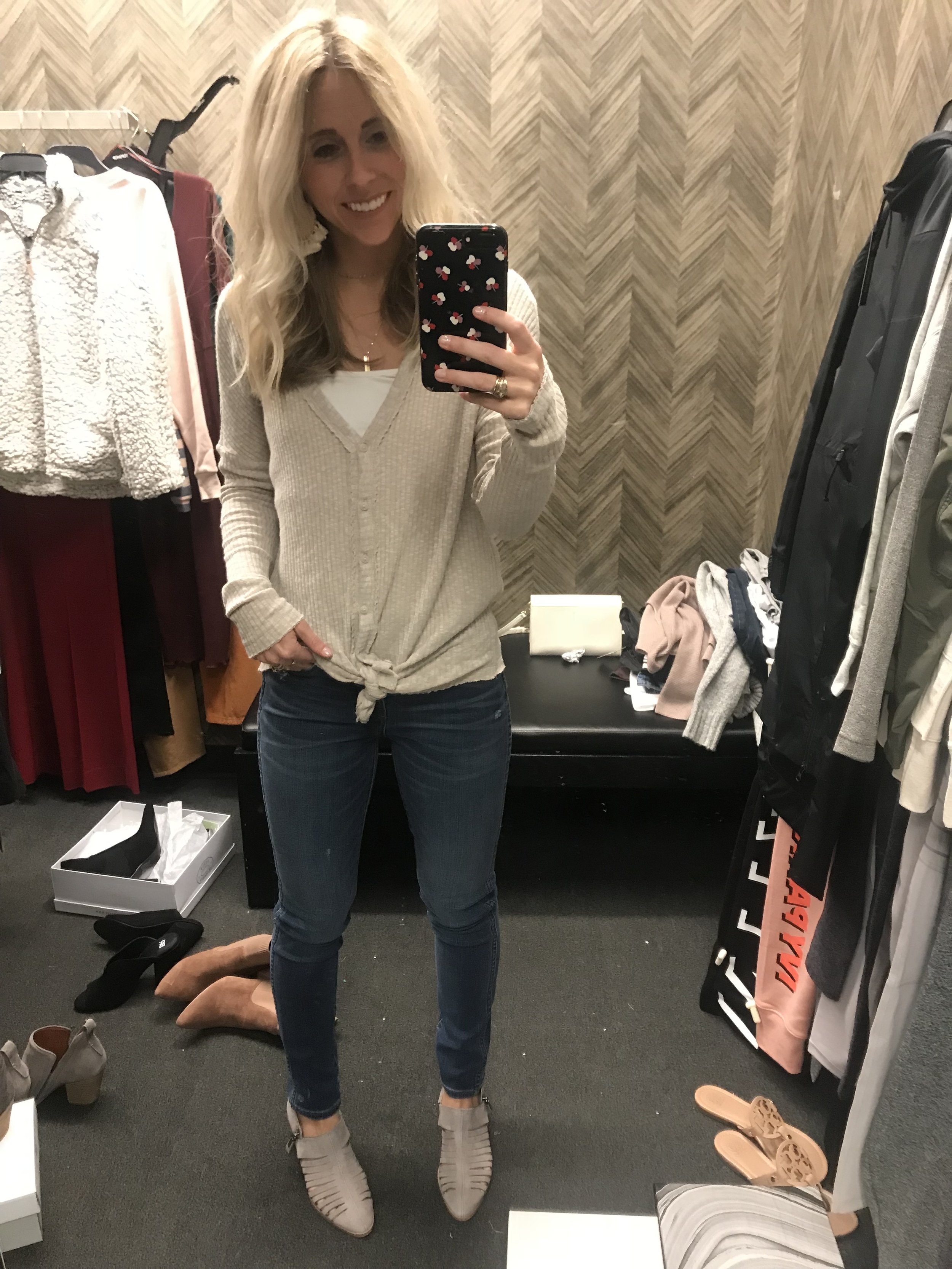 Nordstrom Anniversary Sale: JayCee's Try on SHESH featured by popular Las Vegas fashion blogger, Life of a Sister