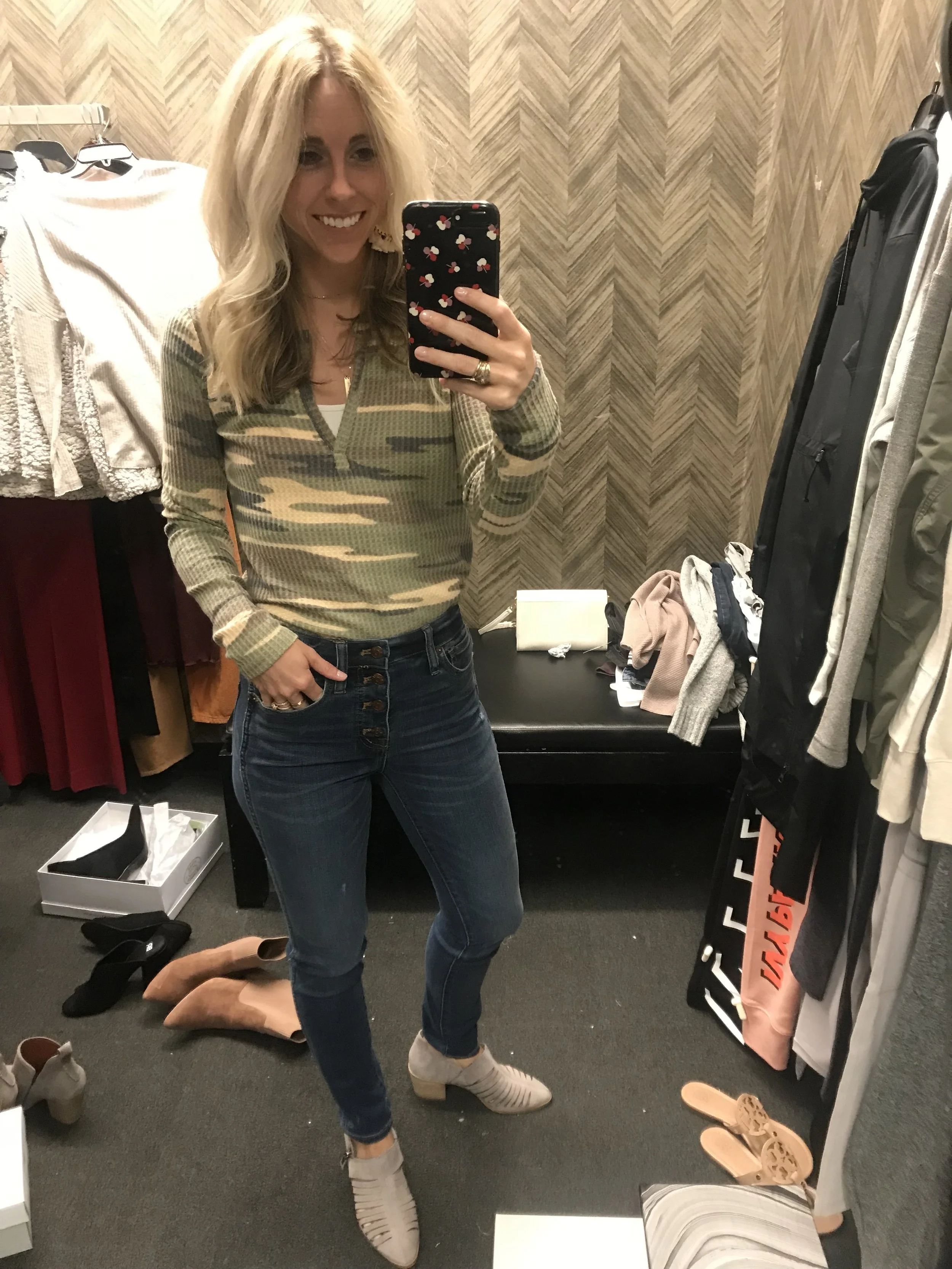 Nordstrom Anniversary Sale: JayCee's Try on SHESH featured by popular Las Vegas fashion blogger, Life of a Sister