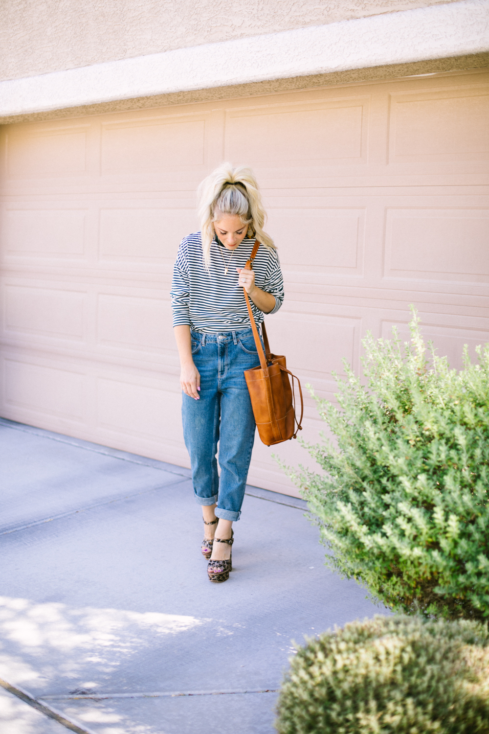 The Perfect Fall Accessories for your Outfits featured by popular Las Vegas fashion bloggers, Life of a Sister