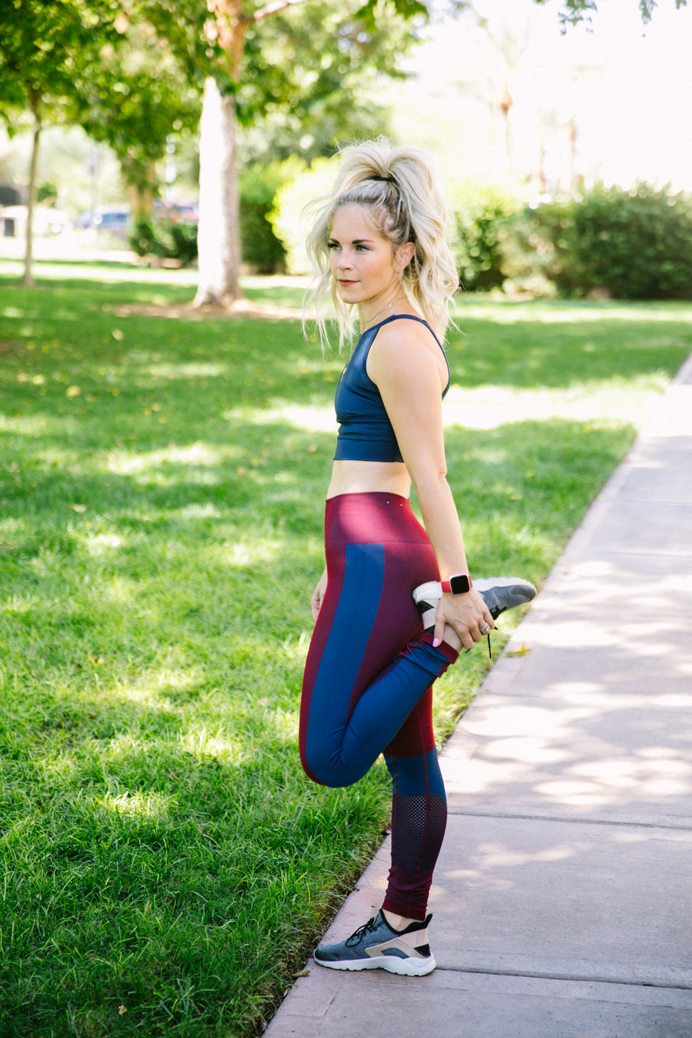 How to stay Fit with FitBit Versa by popular Las Vegas lifestyle blog, Life of a Sister