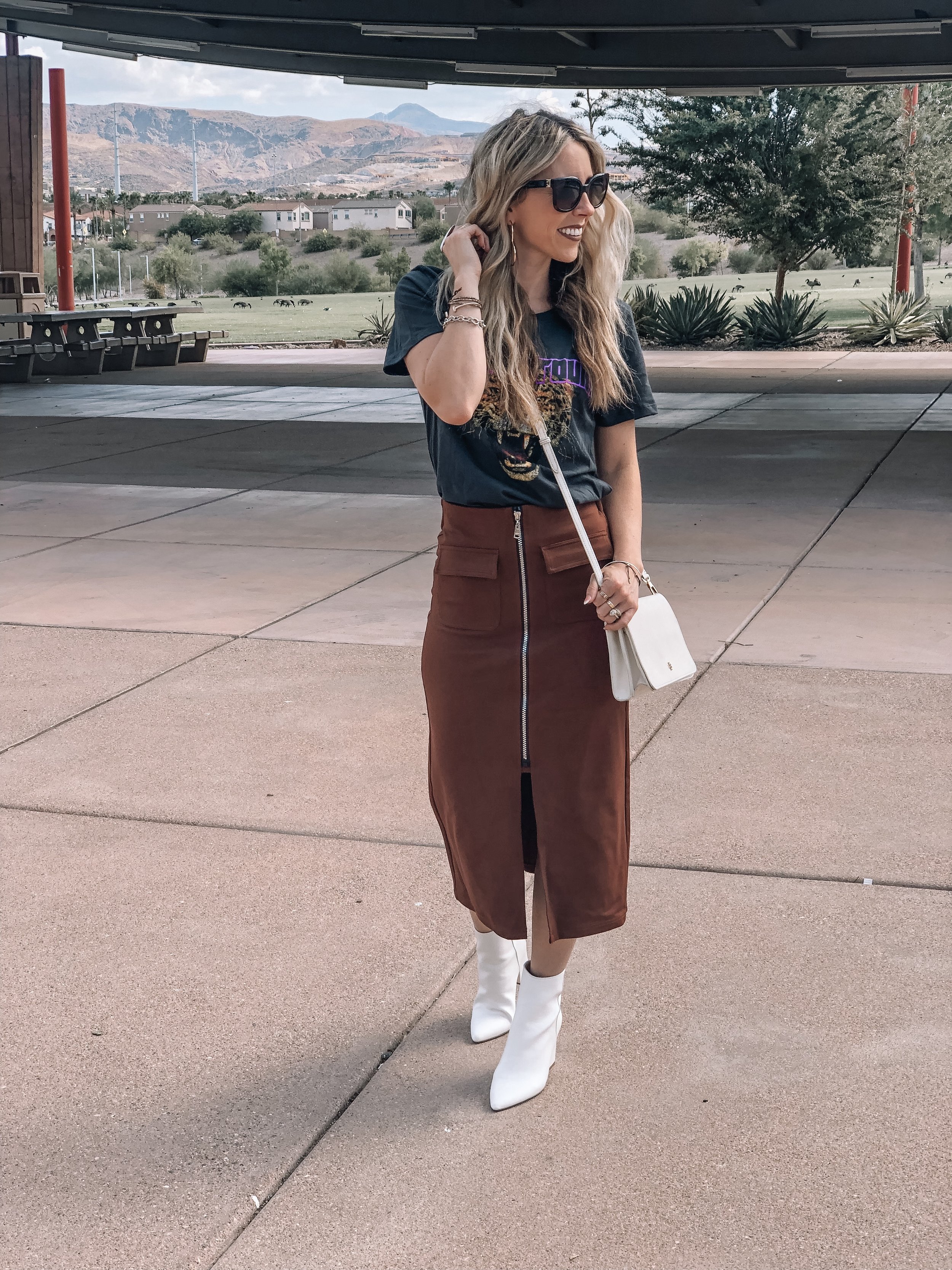 Top Las Vegas fashion blog, Life of a Sister, features their Favorite Fall Fashion from Las Vegas Premium Outlets North.