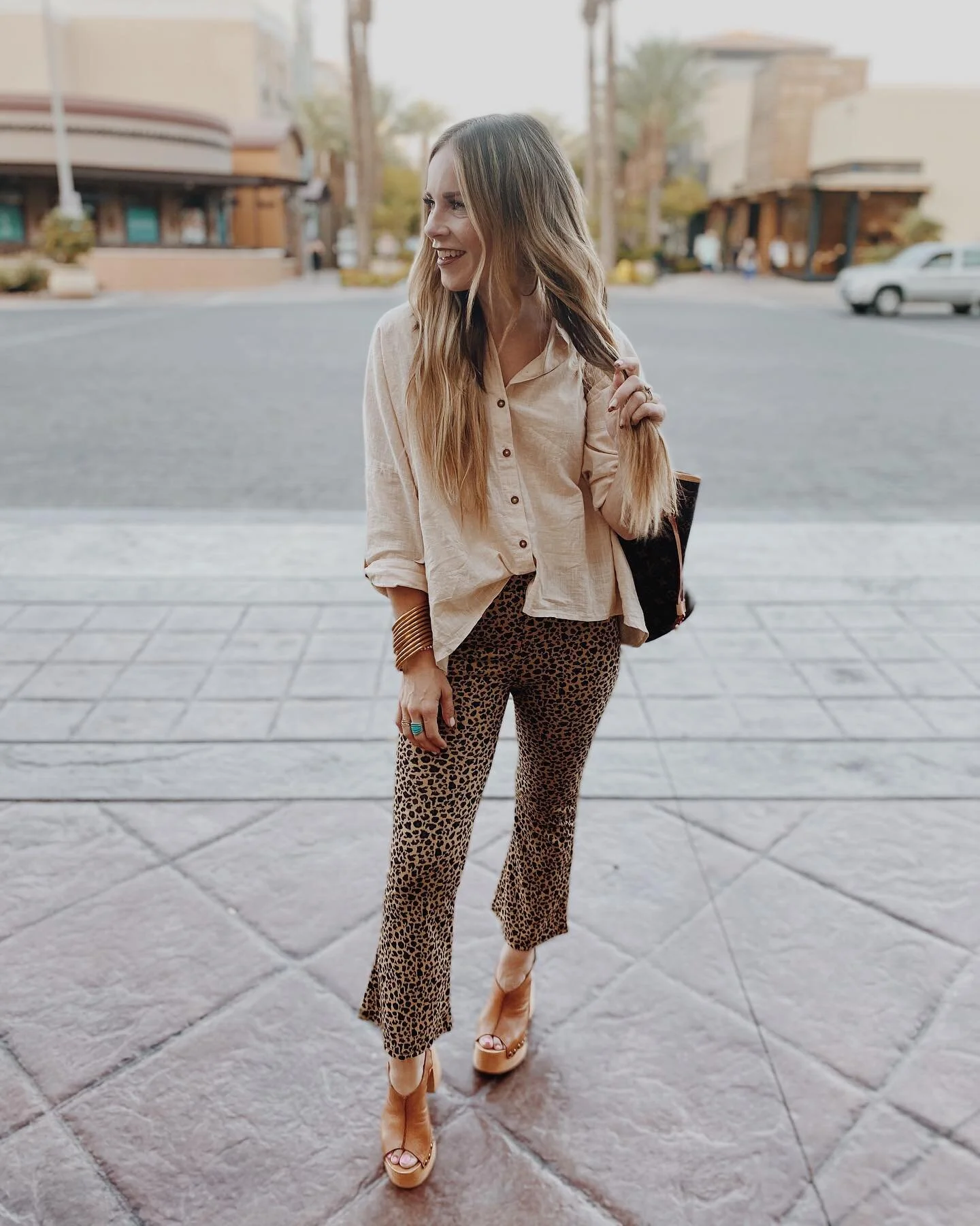 Would you rather live in a 10,000 square foot home in the middle of no where (like I mean Target is at least 3 hours away) with  all the bells and whistles (pool, theater, basketball court, anything that would make your heart happy.) Or literally liv