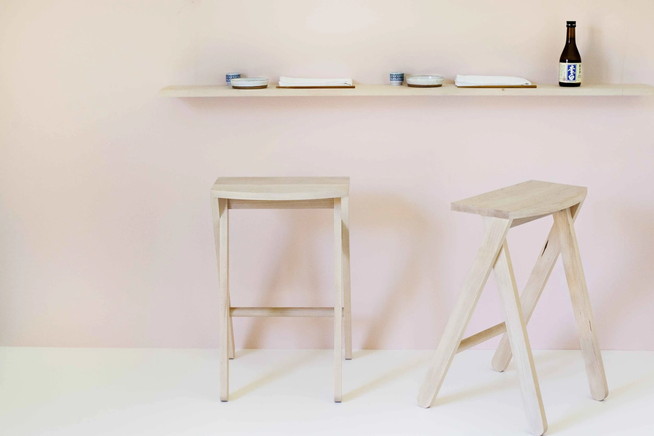 SHIRLEY JACKET STOOL