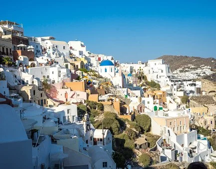 santorini-411944__340.jpg