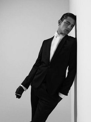 ManPose25.jpg
