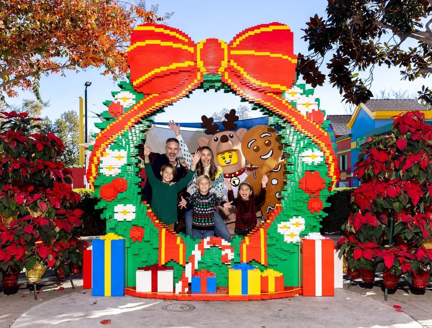 holidays-return-to-legoland-california-with-an-elf-1.jpeg