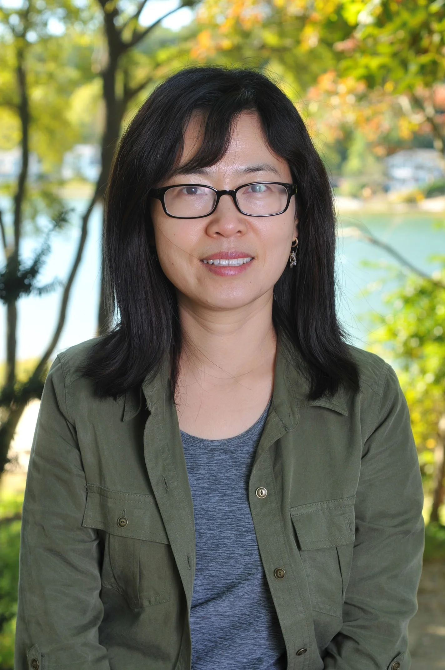 Soo-Jung Kim, Early Childhood Teacher years at lol: 10 years experience: ams early childhood credential from west side montessori school’s teacher education program, ba in english language education from korea university, EFL (English as a Foreign Language) teacher certification in Korea