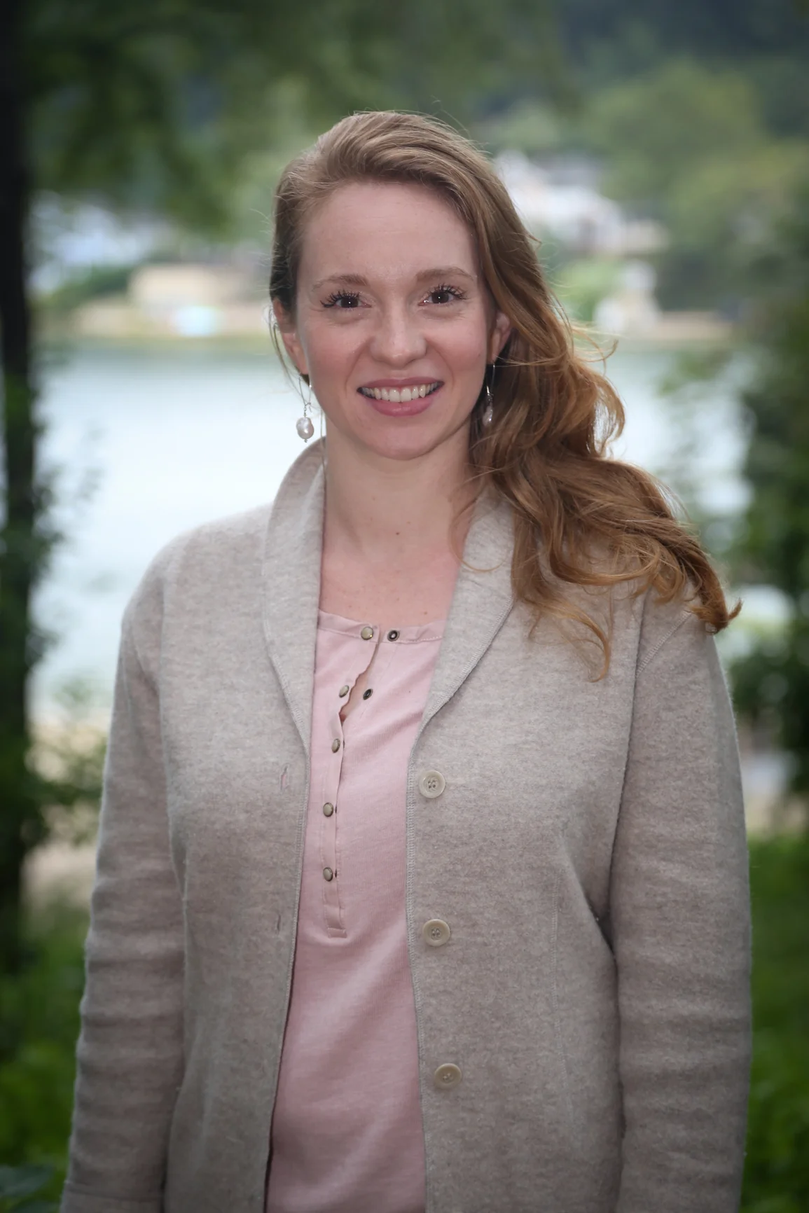 courtney Thaler, administrator years at lol: 8 years as a parent, 2 years as PTA president, 2nd year as administrator and head of our nutrition program experience: teaches dance, ukuele, drama and cooking, certified birth and post-partum doula, experienced in catering from 8 years as a television field producer and audio tech first aid and cpr certified
