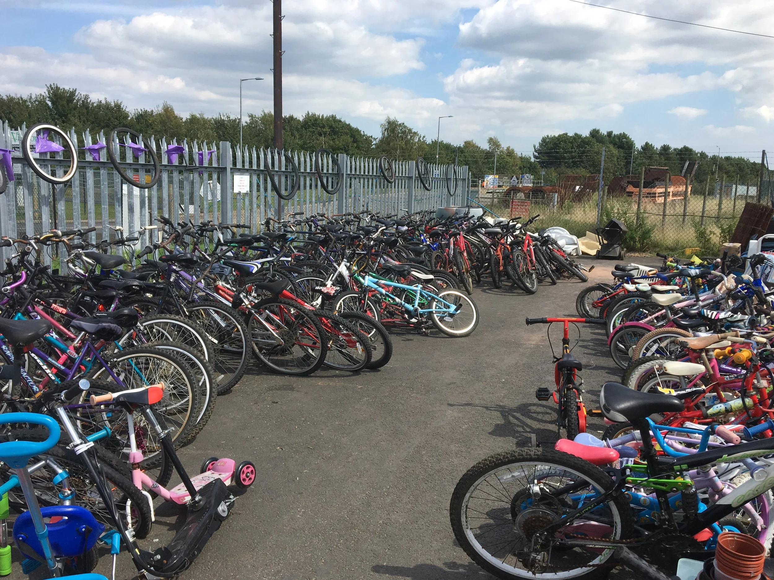 Temporary home for Re-use shop as Foxhall Recycling undergoes makeover!