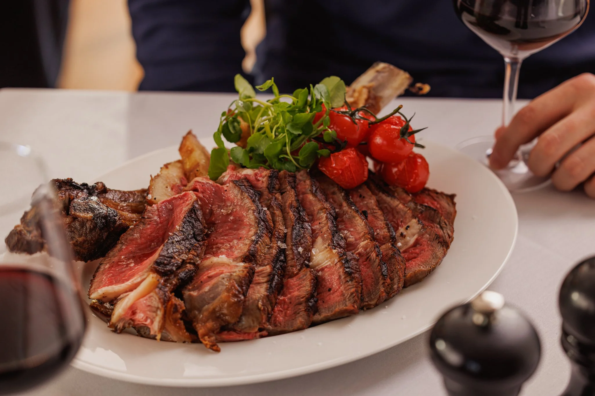 Steak out!