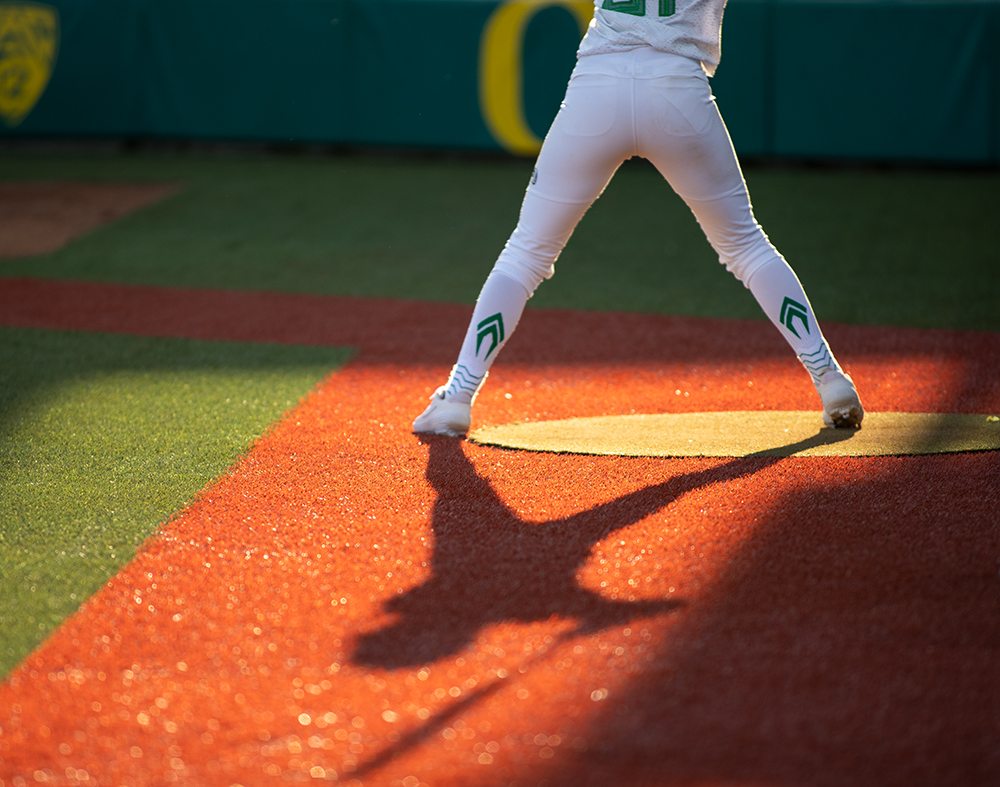 Photo by Alex Powers  University of Oregon second baseman Allee Bunker warms up on deck Thursday, April 18, 2019 in at Jane Sanders Stadium in Eugene. The Ducks beat the UC Berkeley Golden Bears in a single-run performance at home, 1-0. 