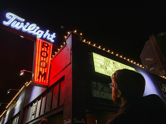 Greg takes a last look at his favorite neighborhood watering hole. Nov. 18, 2019, North Portland. #movingday #twin #NoPo #documentary