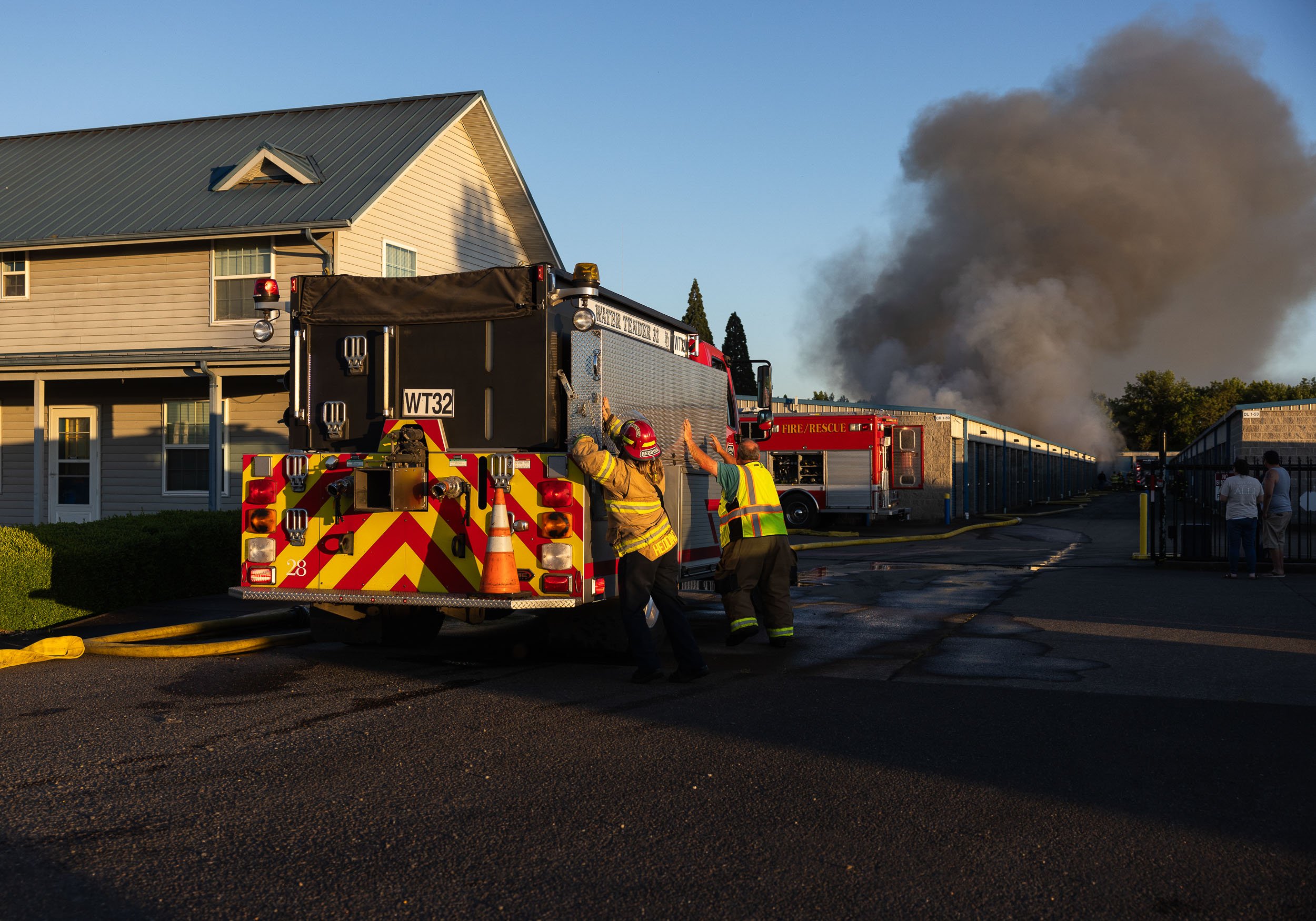 20240605-storageFire-kap-02.jpg
