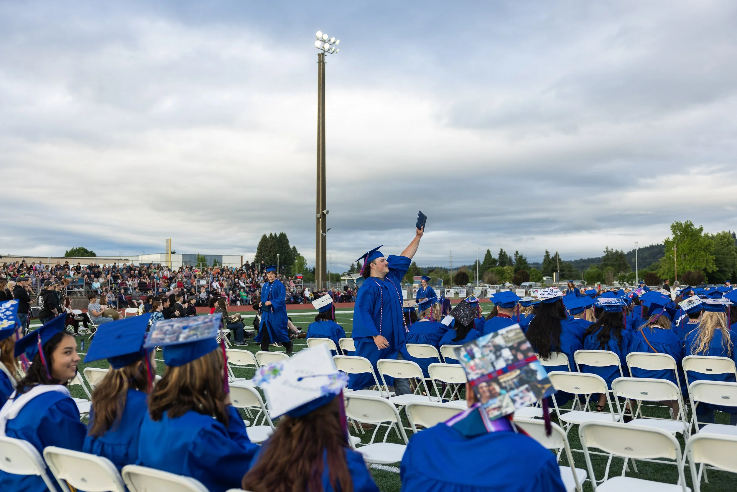 20240604-lebanonGrads-kap-09.jpg
