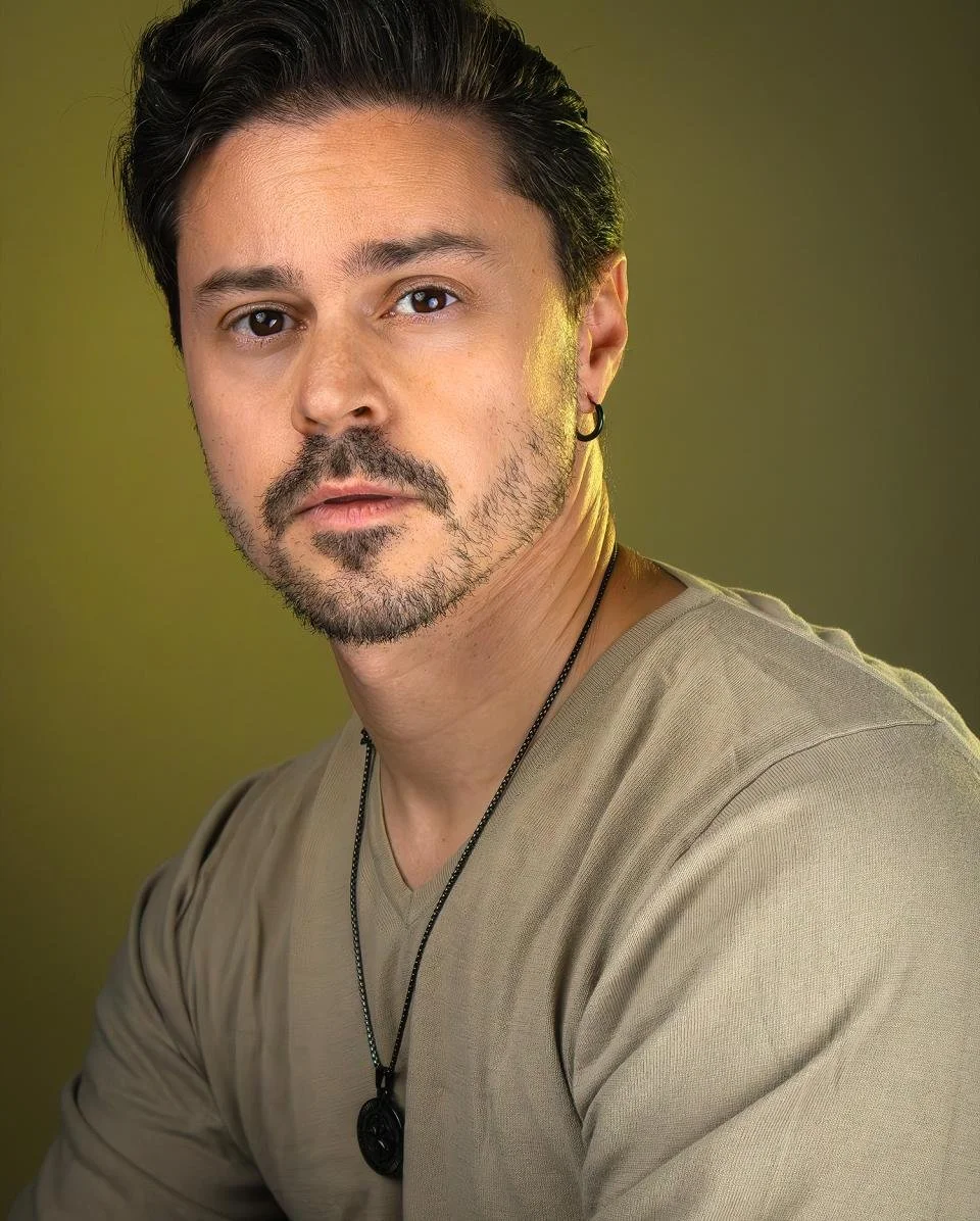 Headshot of JUAN LOBO