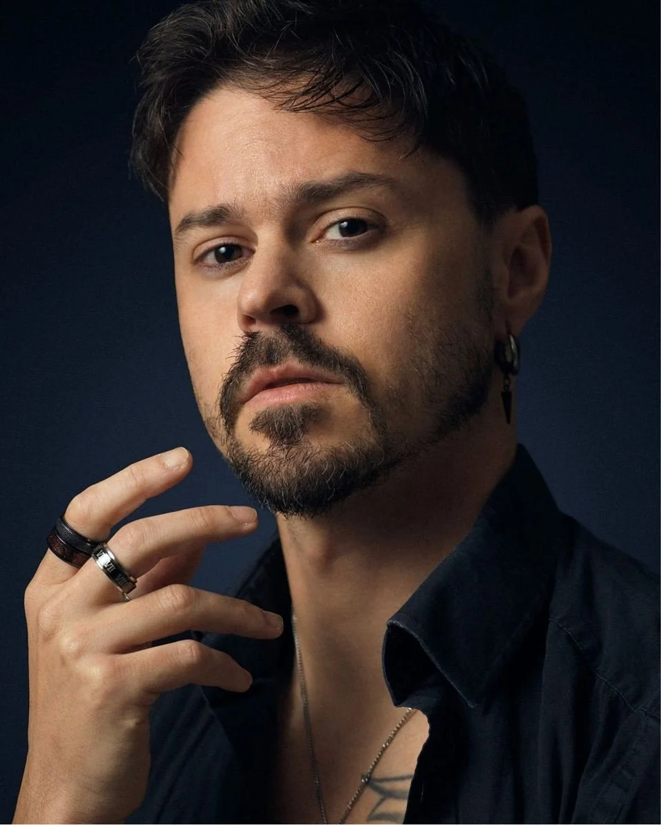 Headshot of JUAN LOBO