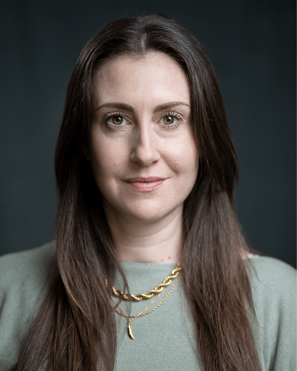 Headshot of HELEN JESSICA LIGGAT