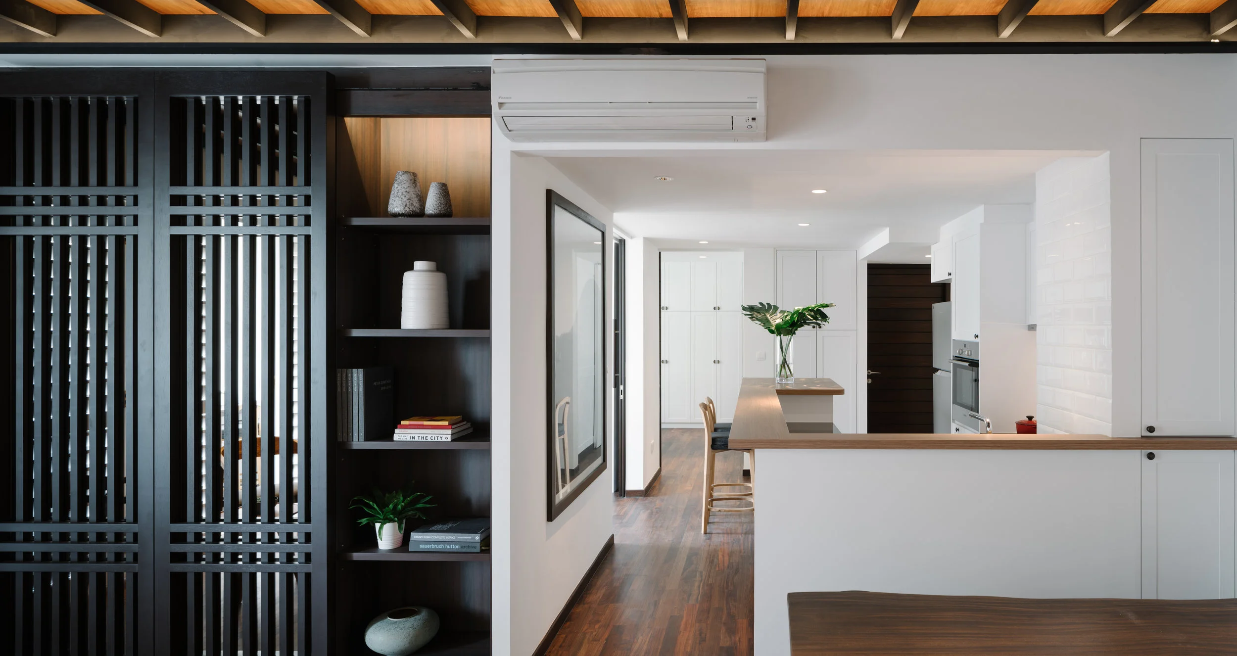 Yamazaki Apartment, 2016