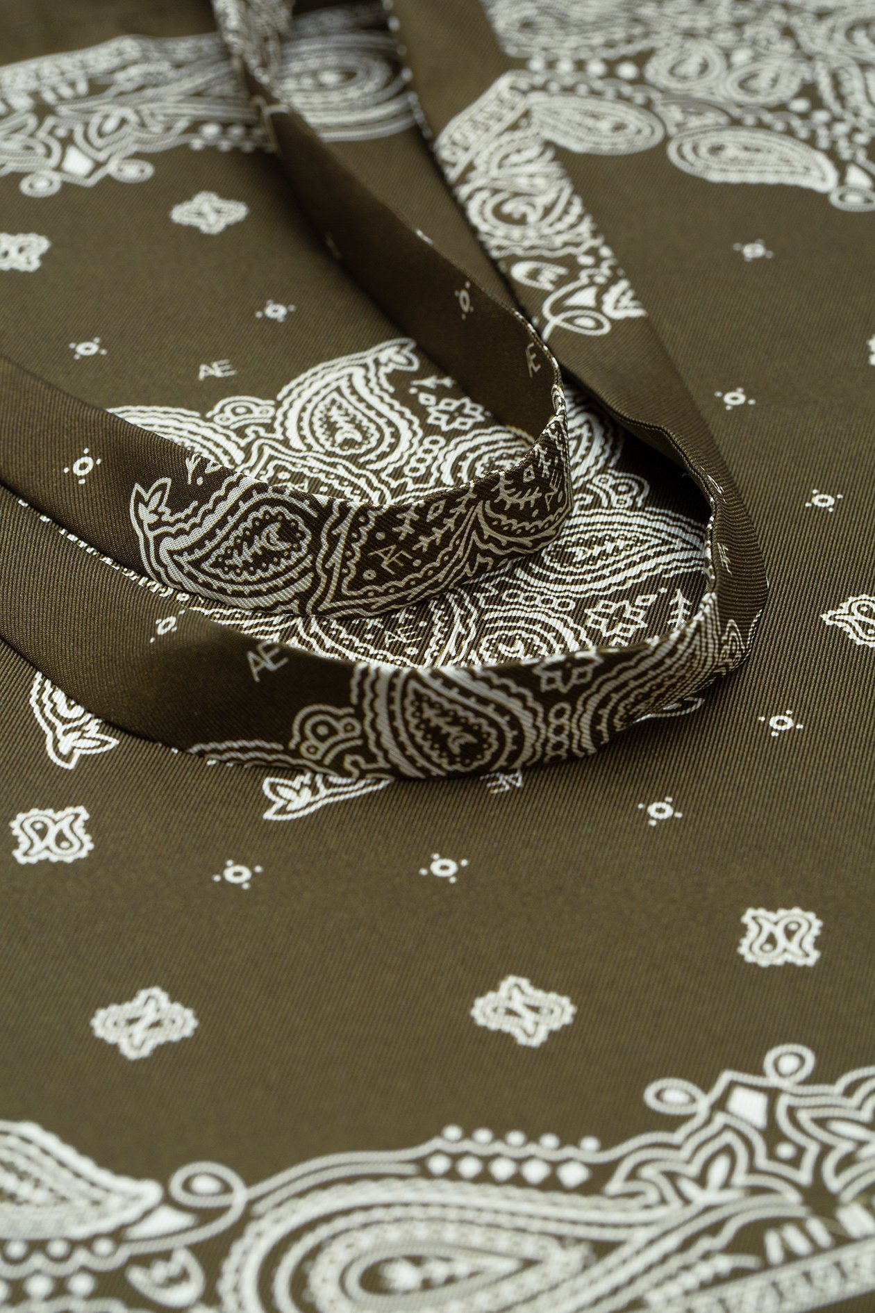 MINIMAL_BANDANA_SILK_TOTE_BAG_DUSTY_OLIVE_C.jpg