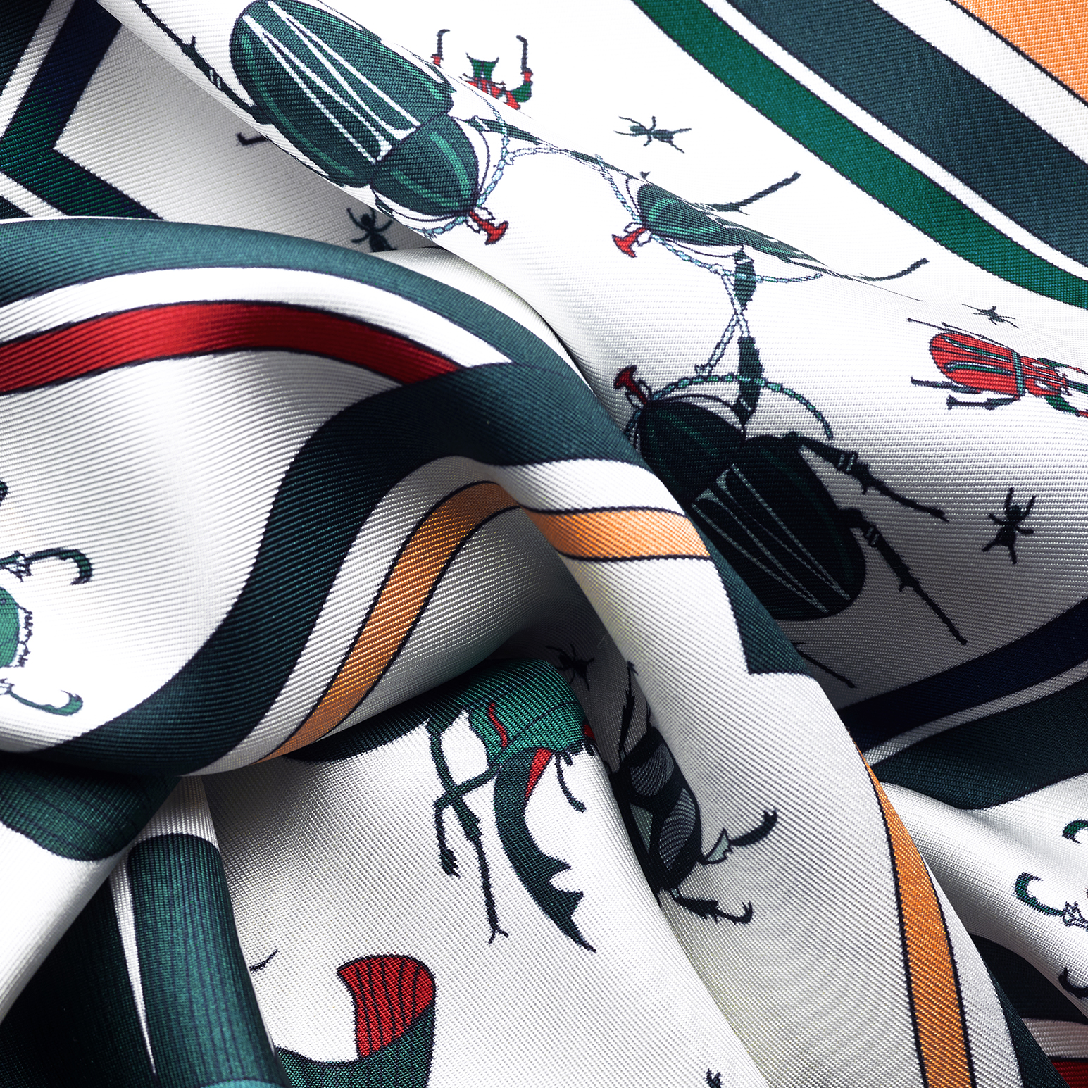 AENEIS_SILK_SCARF_FOULARD_DETAIL_1A.jpg