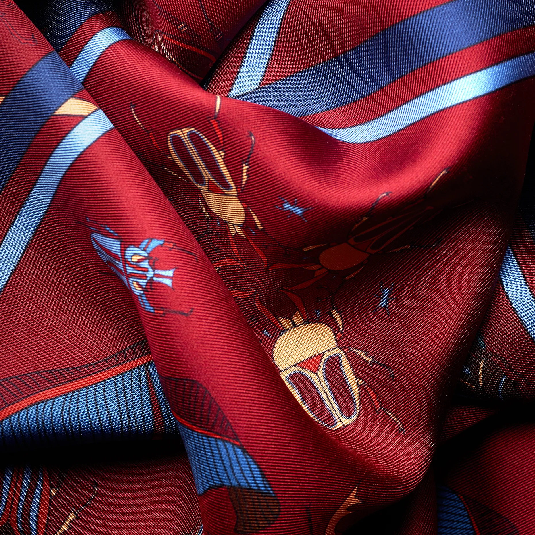 AENEIS_SILK_SCARF_FOULARD_DETAIL_1A.jpg
