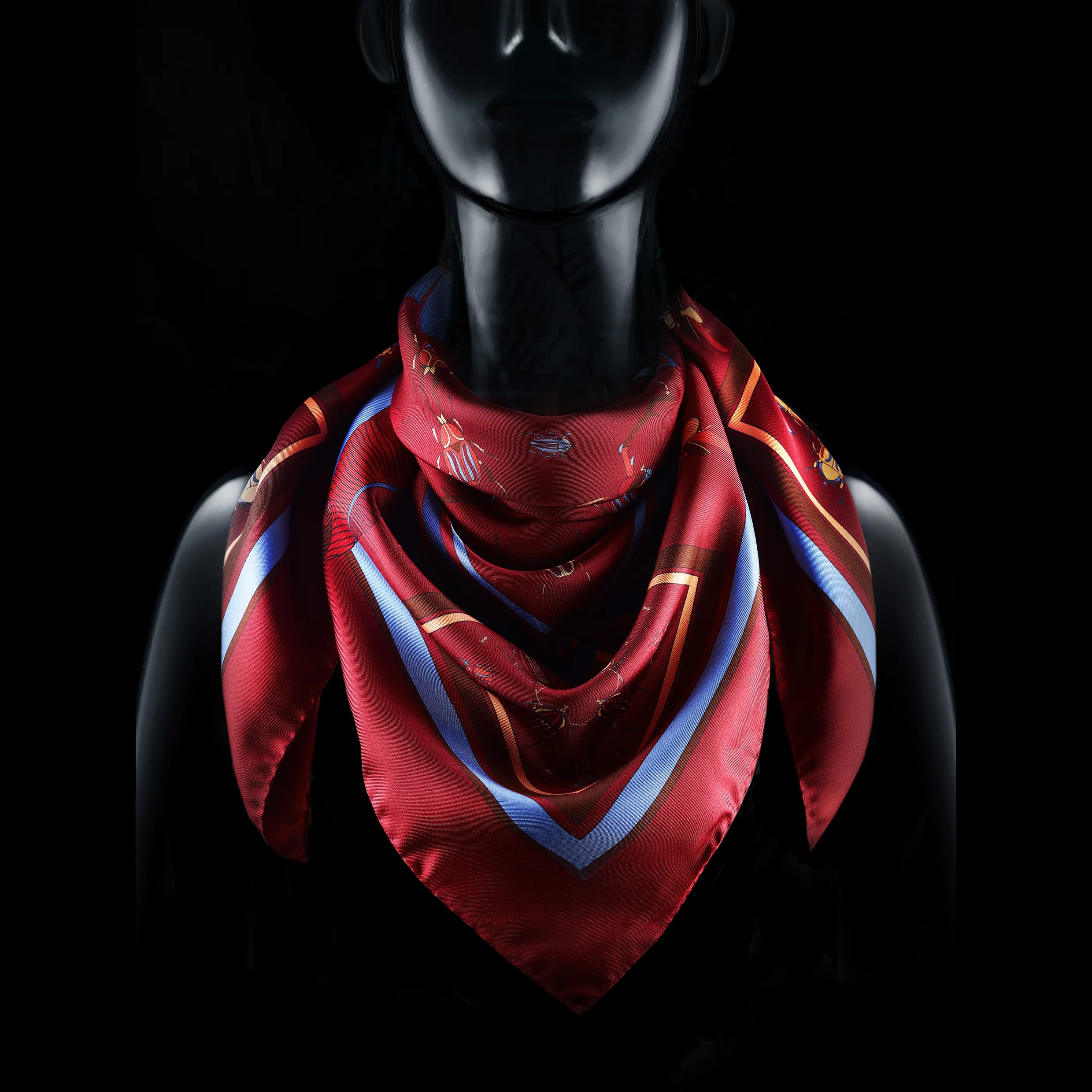 AENEIS_SILK_SCARF_FOULARD_MANNEQUIN_1A.jpg