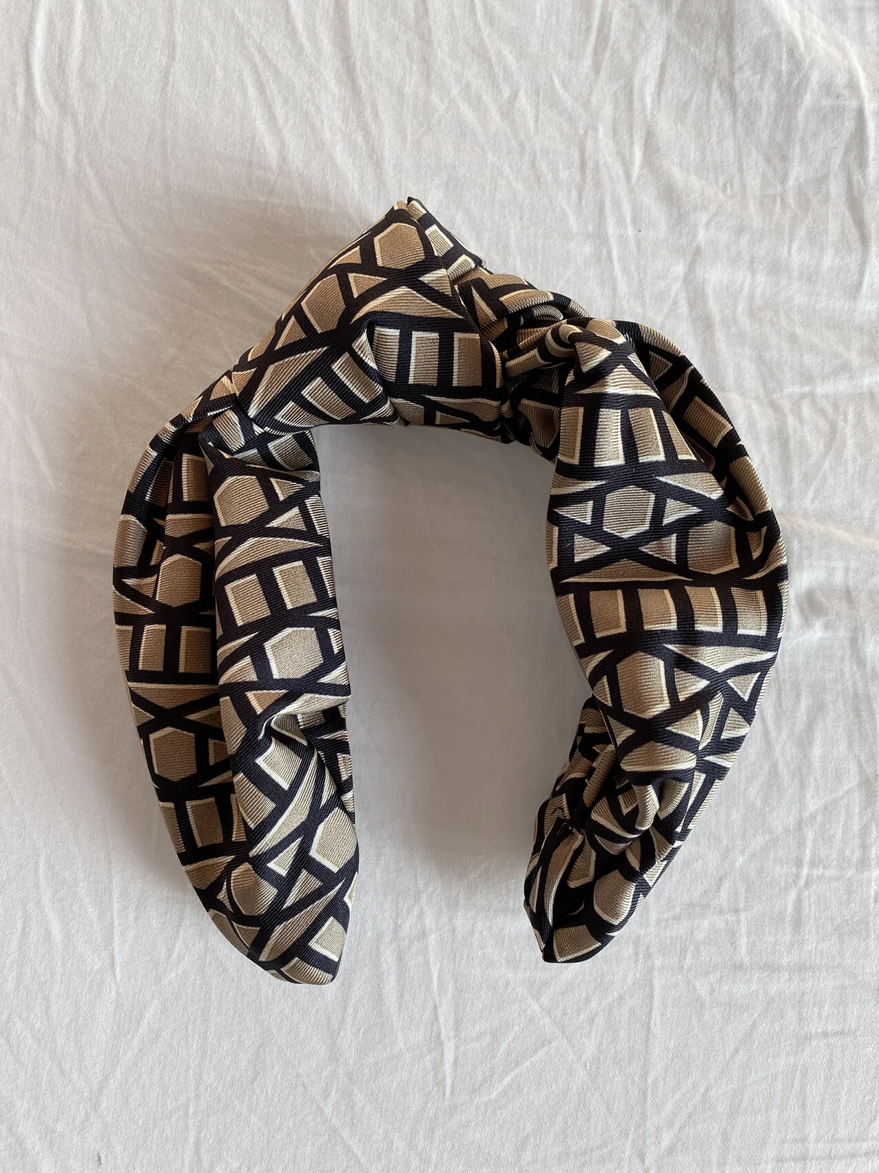 aeneis_headband_silk_monogram.jpg