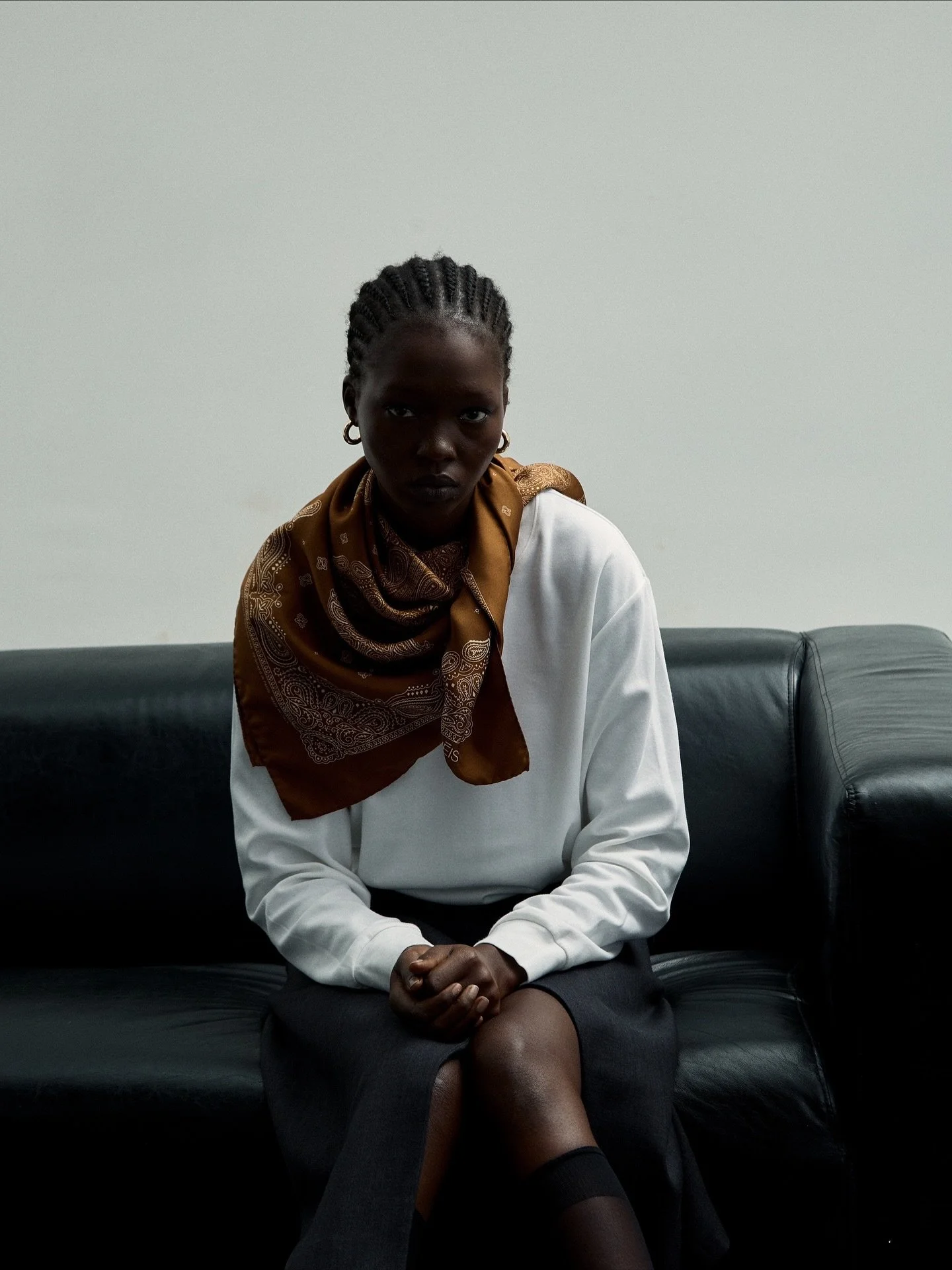 The minimal bandana silk scarf in Sienna.
Design in Switzerland. Made in Italy.

#aeneis