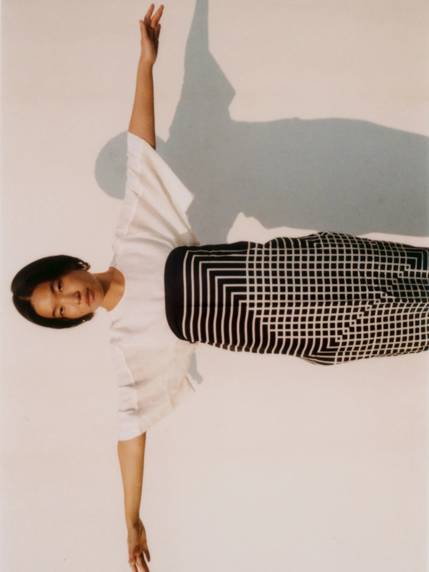 Soft structure. Clear lines.