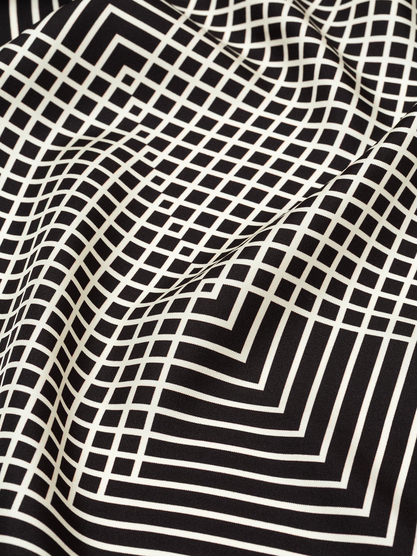 MINIMAL_ILLUSION_SILK_ SCARF_BLACK_2.jpg