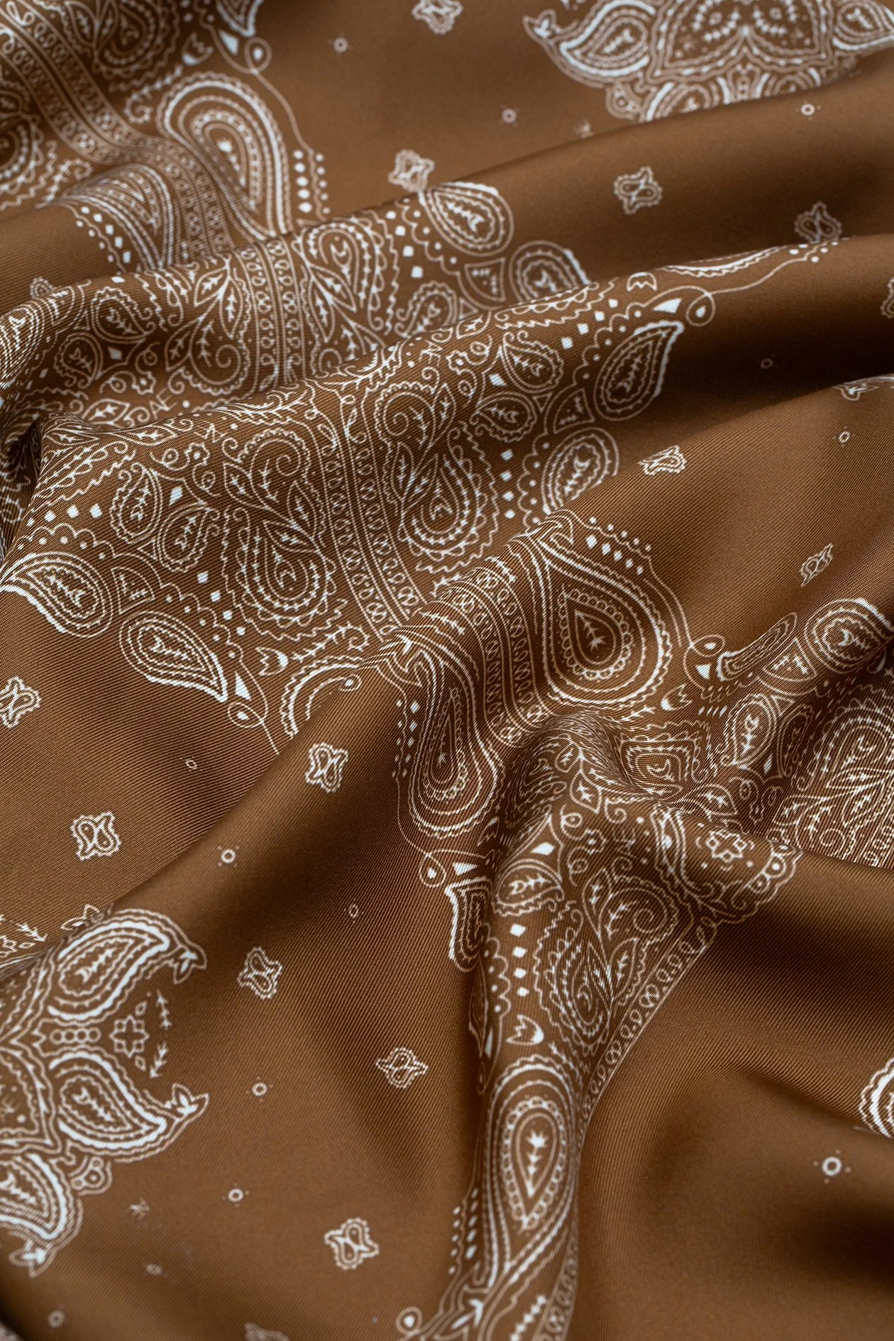 MINIMAL_BANDANA_SILK_SCARF_90_SIENNA_B.jpg