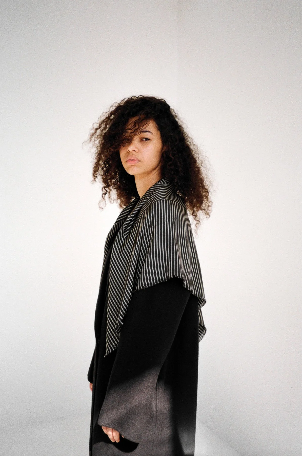 LUI CLASSIC SILK SCARF FRINGED BLACK2.jpg