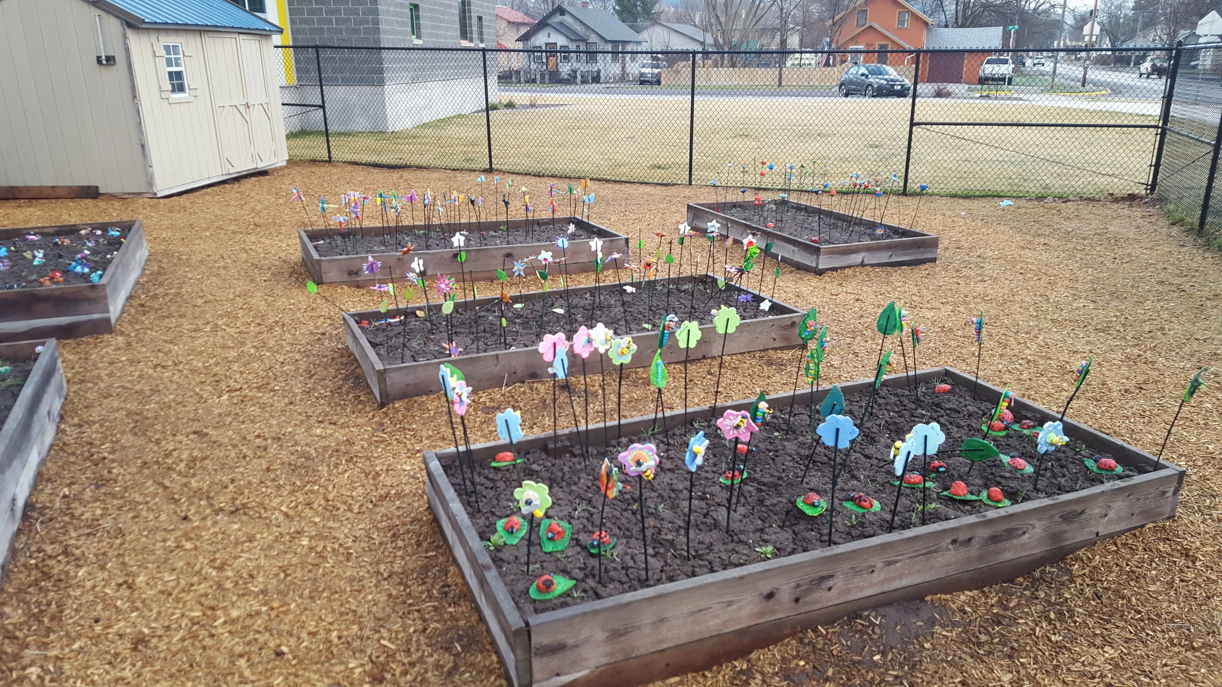 Franklin School Takes Art into their School Garden