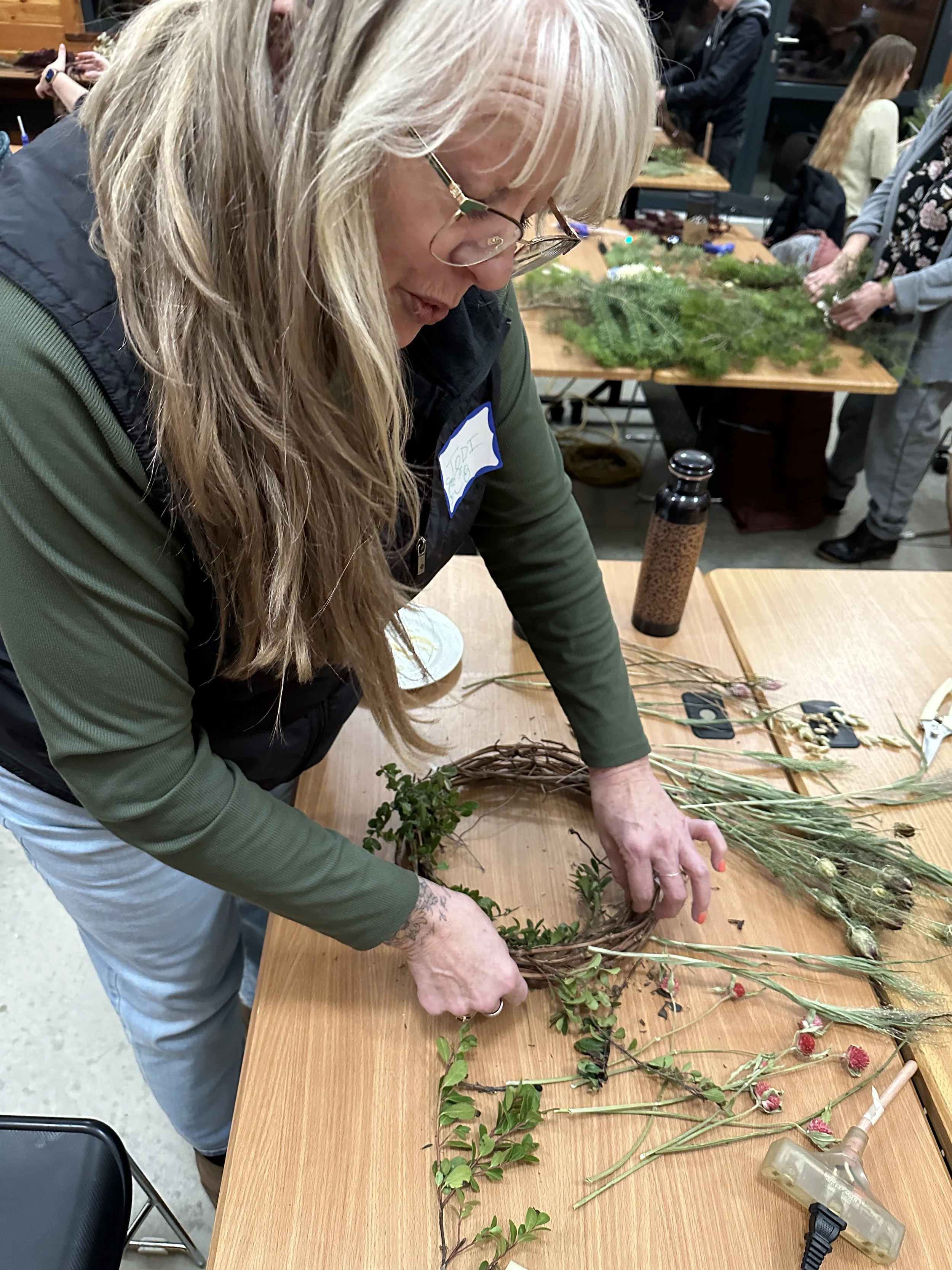 dried flower wreath workshop 2024 community barn (1).JPG