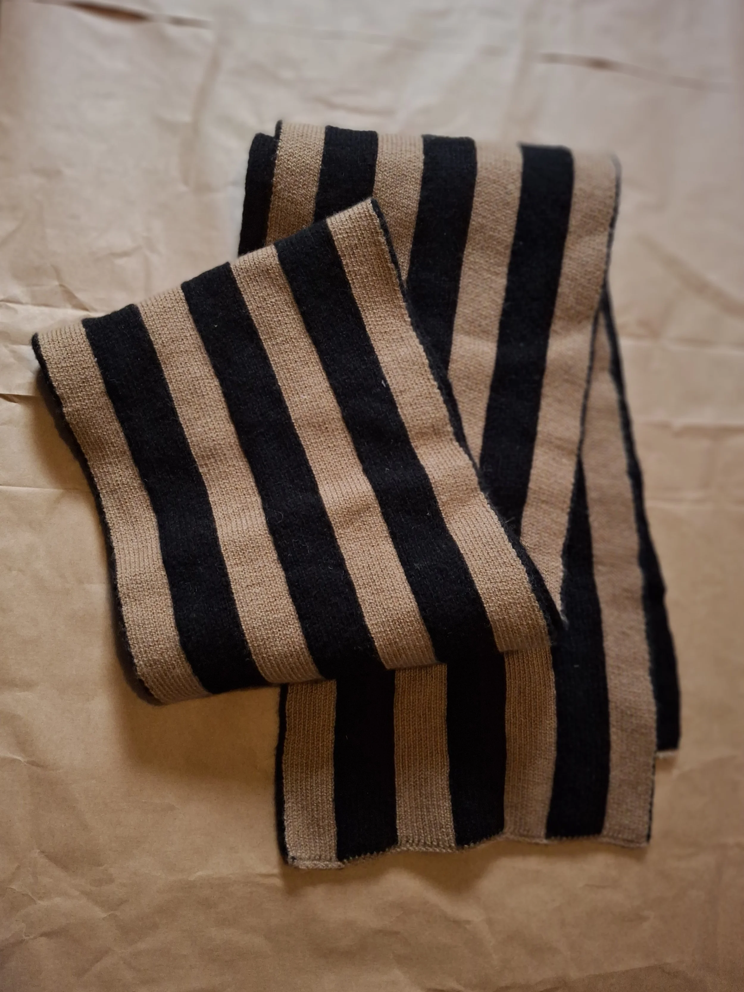 Vertical Stripe Scarf - Beige + Black