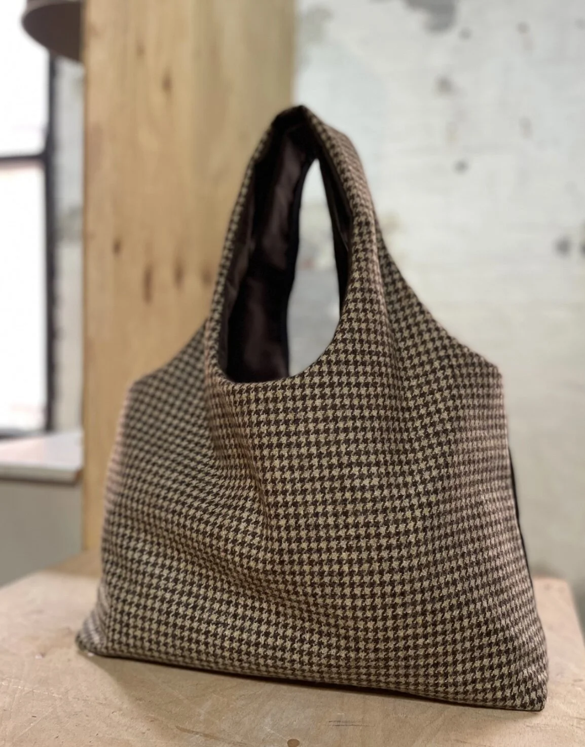 D775E33A-A2C0-4808-BDF5-098A4895140F