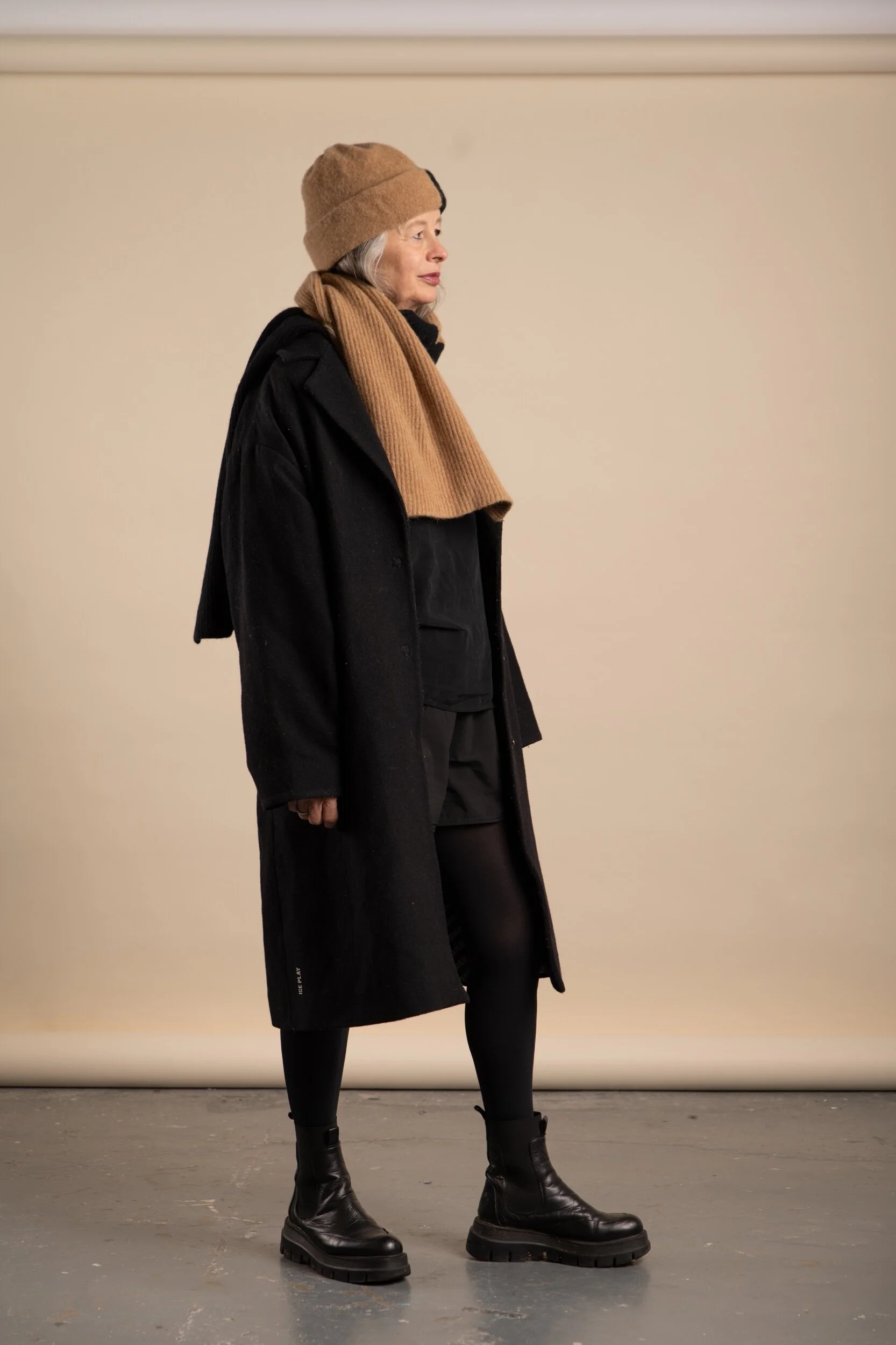 0EE740D8-01B3-4C79-97A5-0DE118C3265E