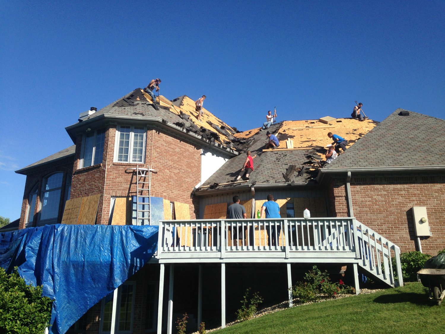 Roofing Peaks And Valleys Roofing Kokomo, Indiana — Peaks N Valleys Inc