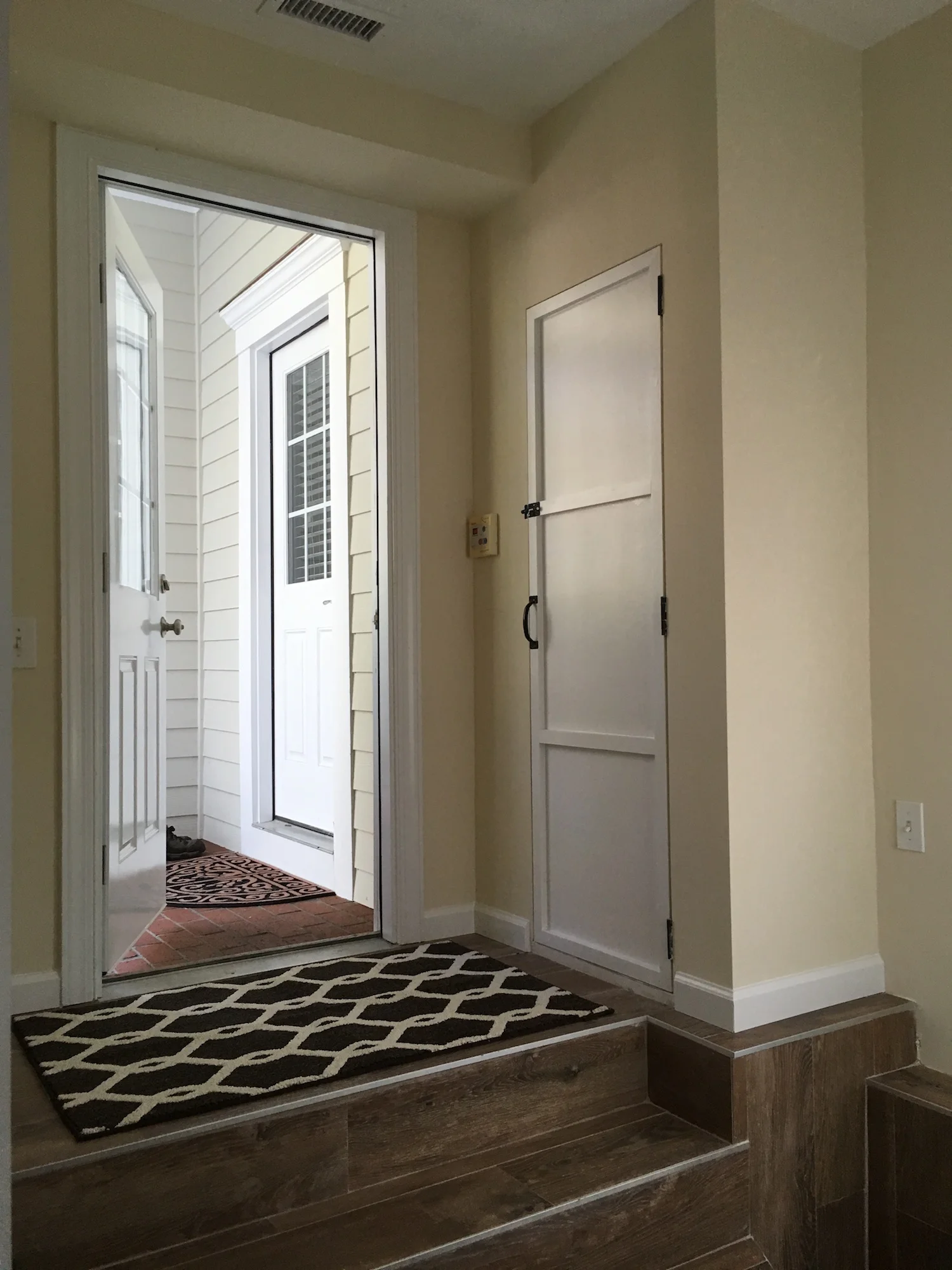2017-Adkins-Garage-Entry-090.jpg
