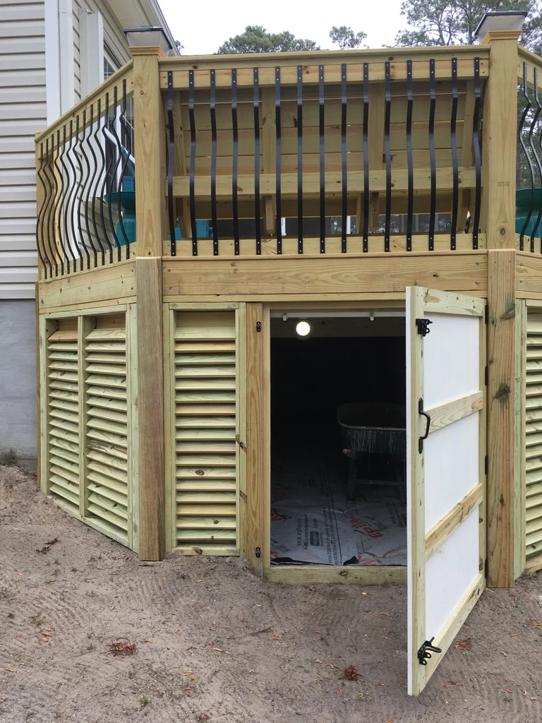 3 Deck Dry Storage.jpg