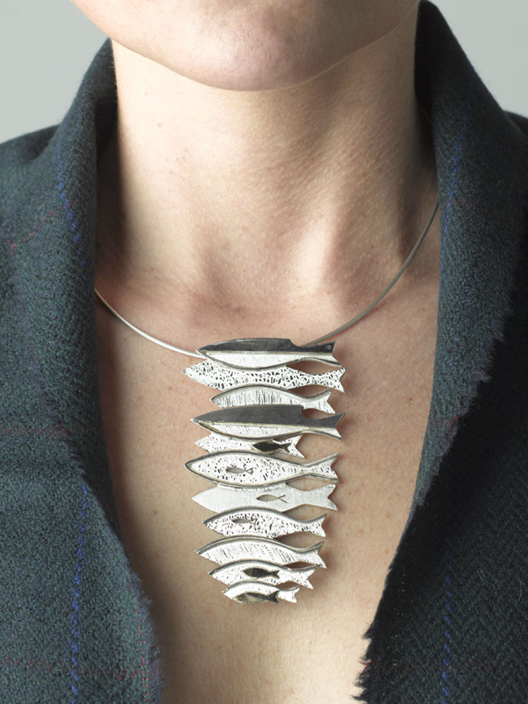 Fish shoal necklace