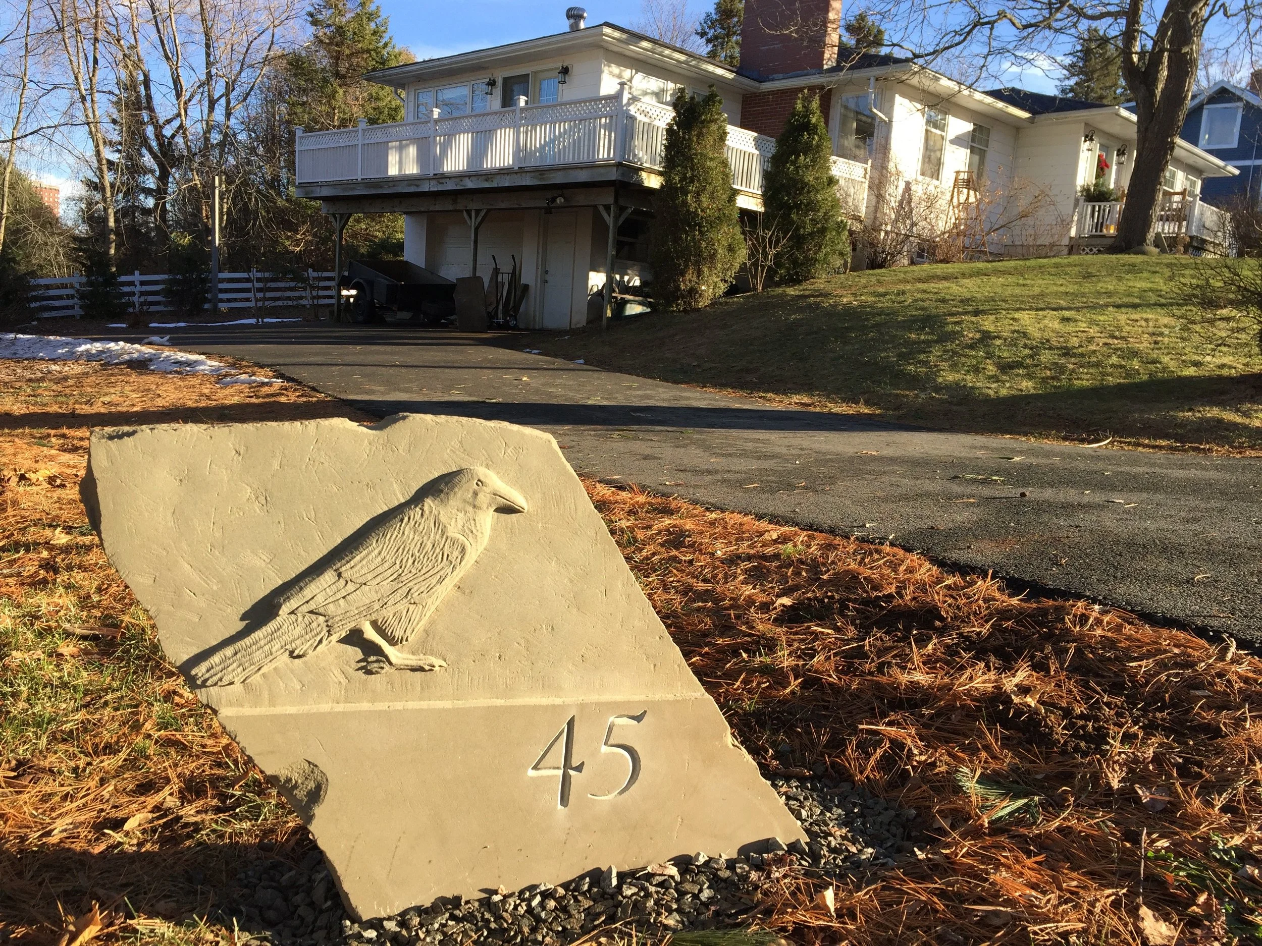     RAVEN driveway marker