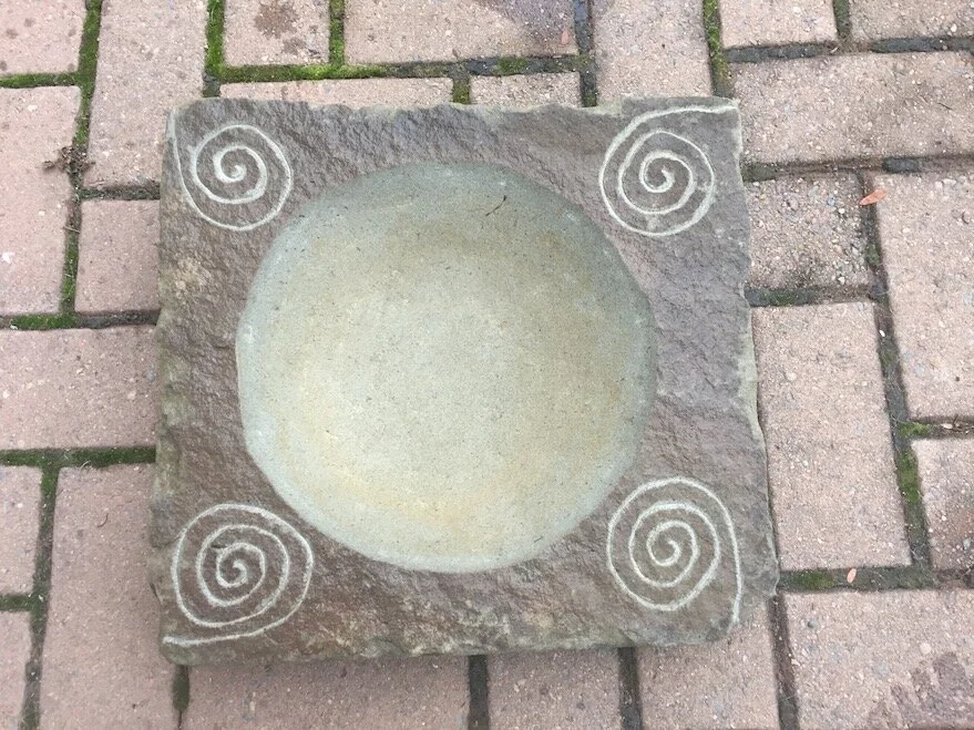 Dog's water bowl - Commission