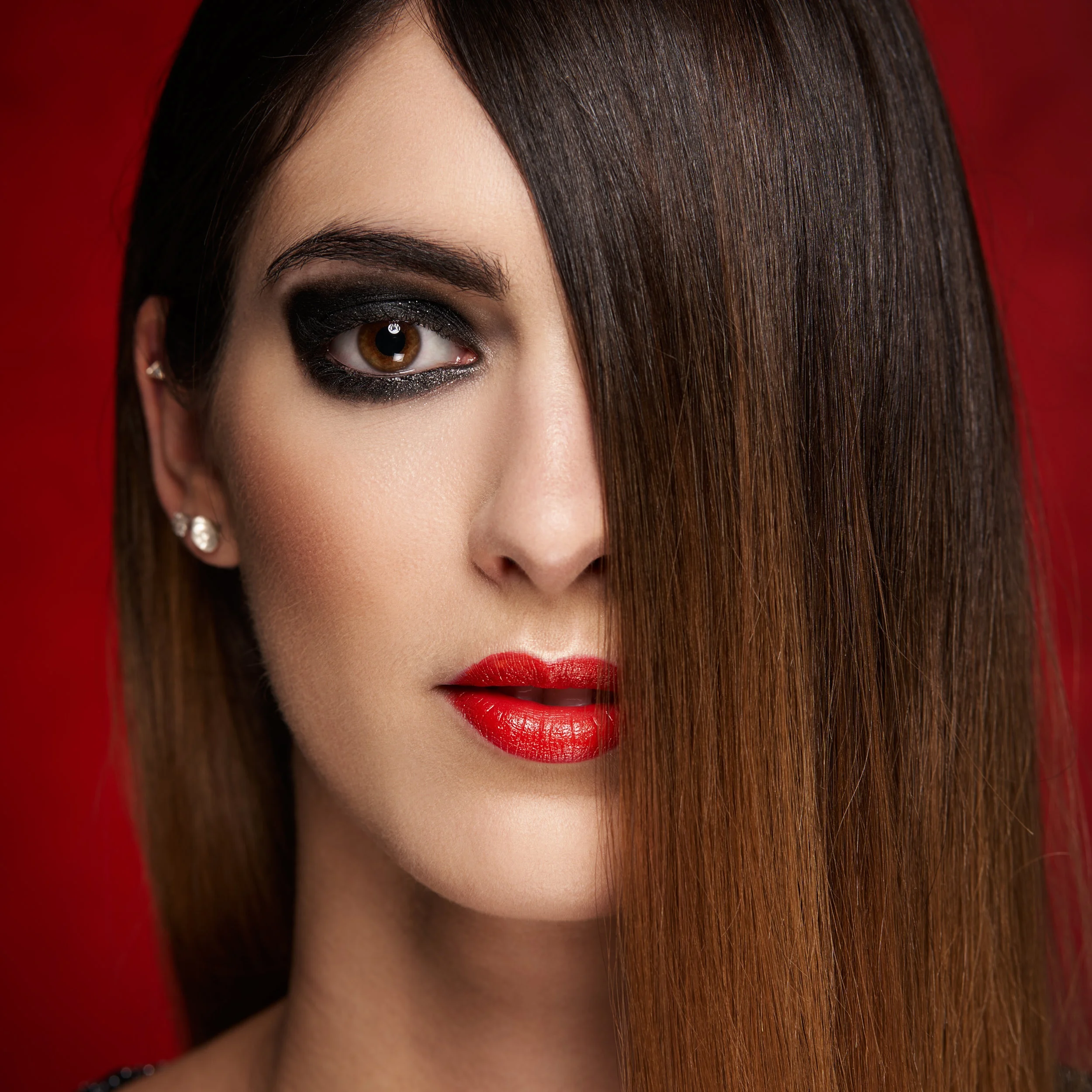 Model: Charlotte B. MUA: Poudre et Paillettes