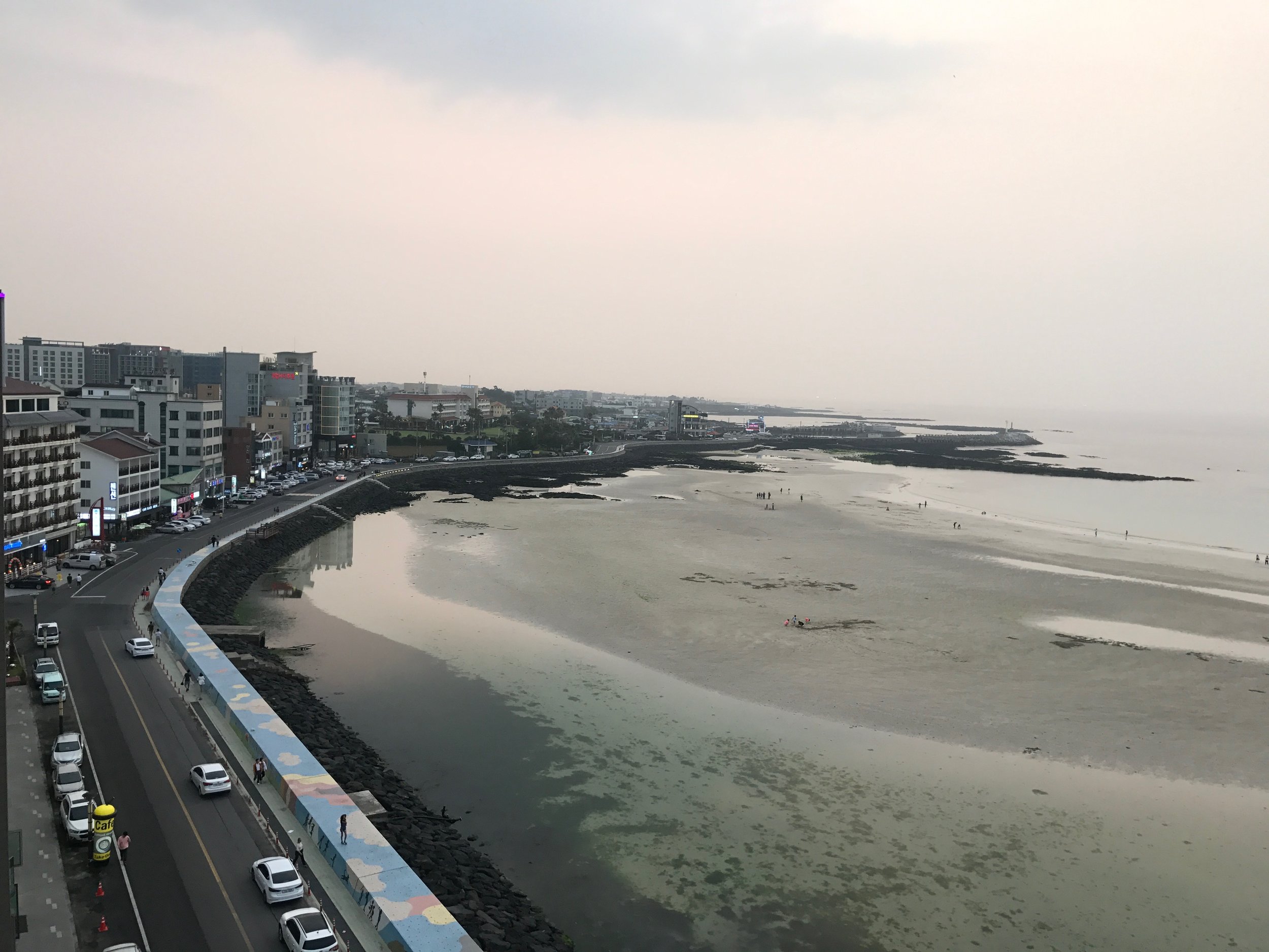 Jeju: Eat, Sleep, Beach