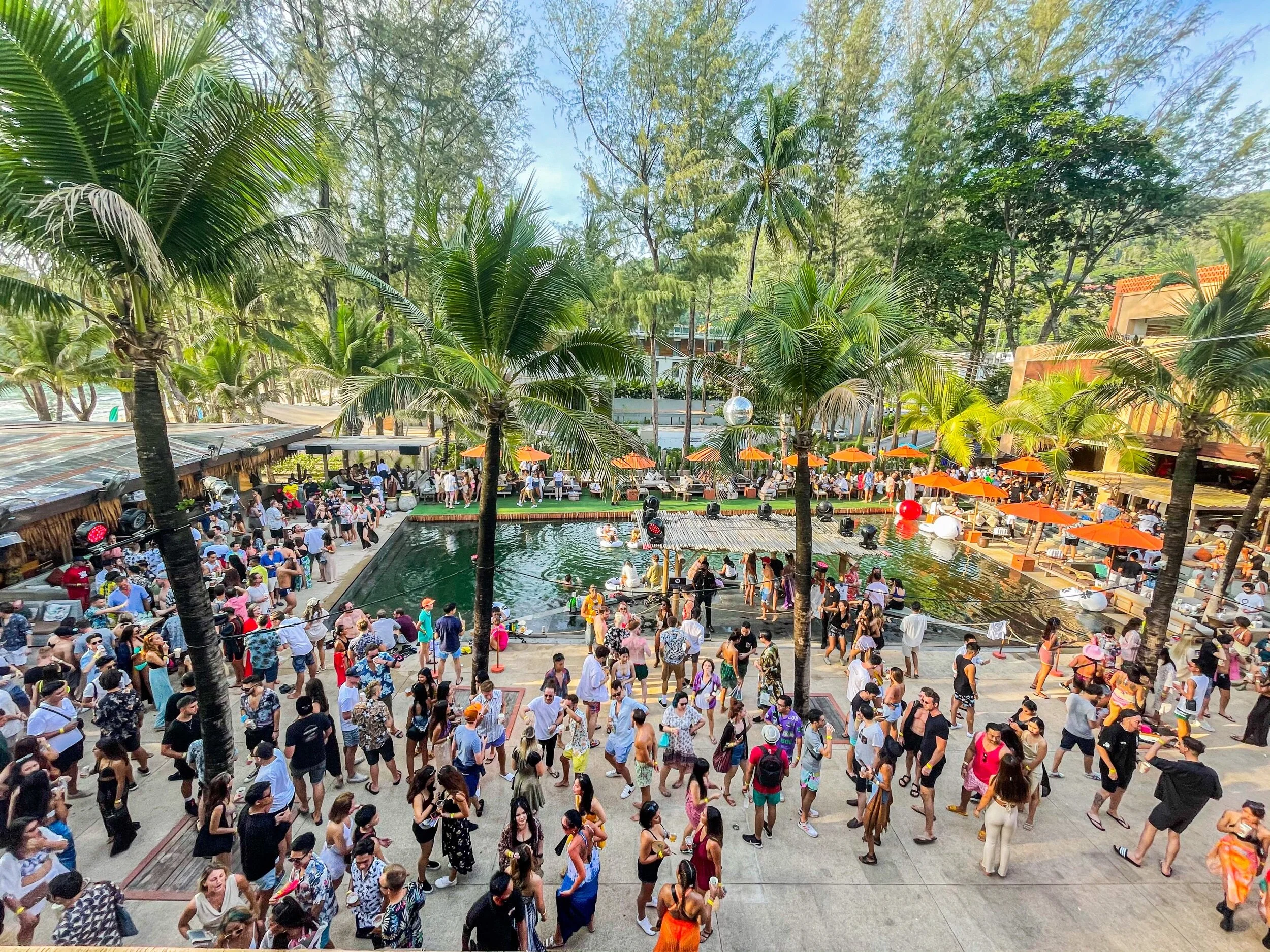 Phuket: Kolour Style