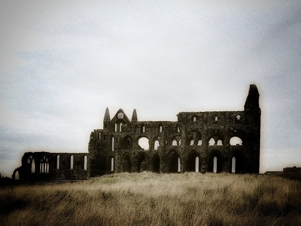 Whitby-abbey-01.jpeg