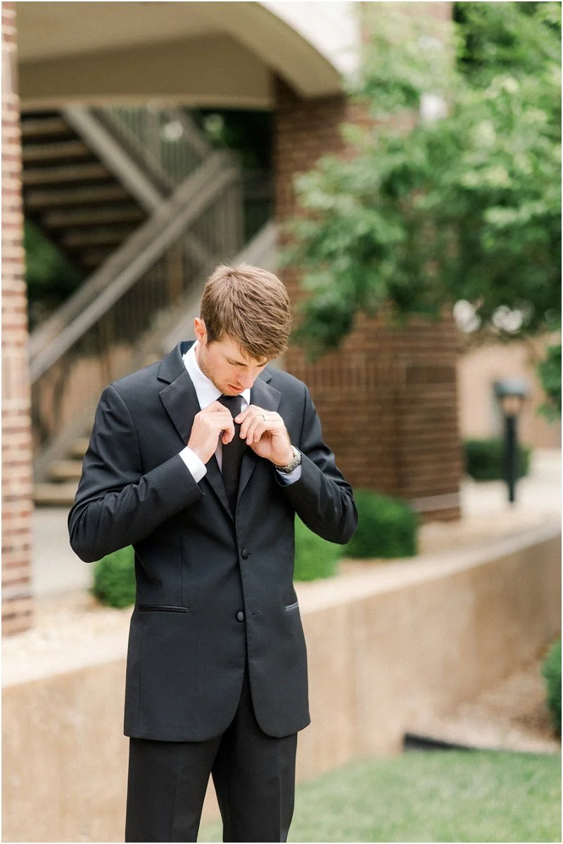 Drew & Lindsey-9423.jpg