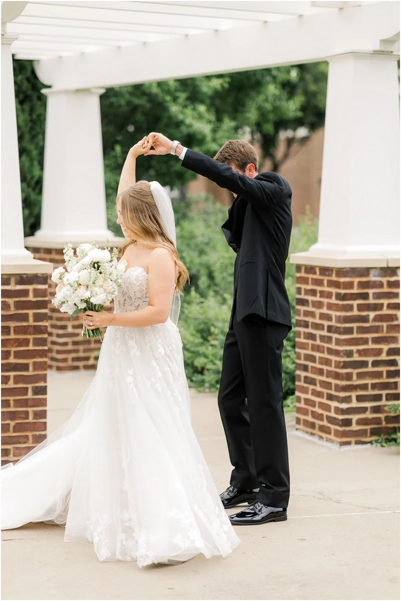 Drew & Lindsey-9483.jpg