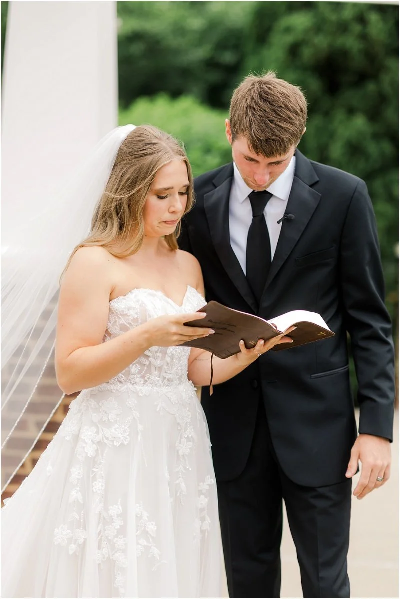 Drew & Lindsey-9594.jpg